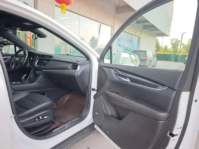 Cadillac XT5 2022 2.0T AWD Fashion Edition — миниатюра 11