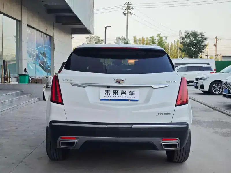 Cadillac XT5 2022 2.0T AWD Fashion Edition — миниатюра 5