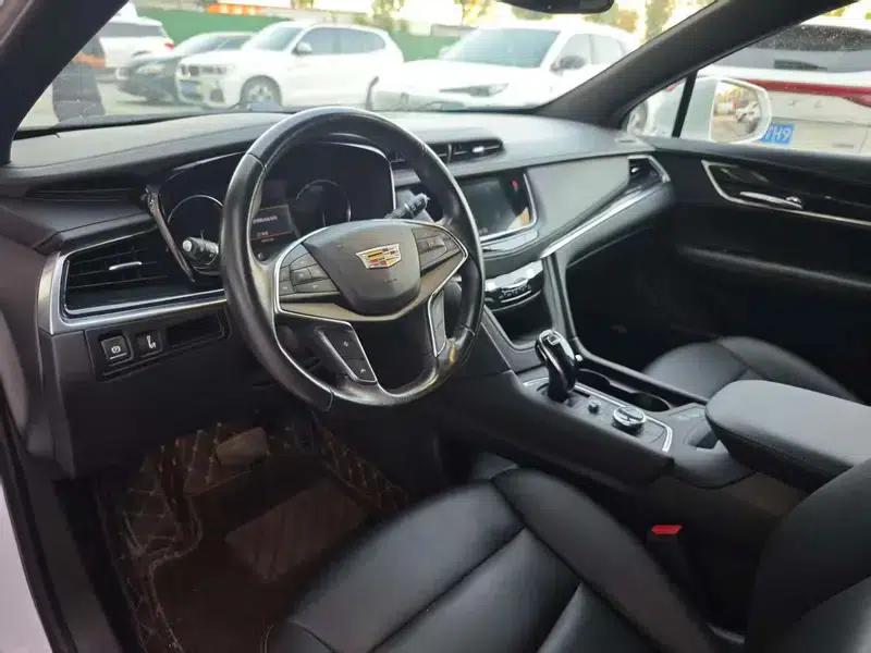 Cadillac XT5 2022 2.0T AWD Fashion Edition — миниатюра 9