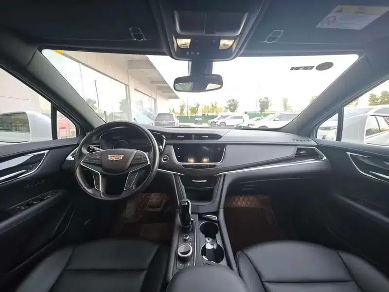 Cadillac XT5 2022 2.0T AWD Fashion Edition — миниатюра 10