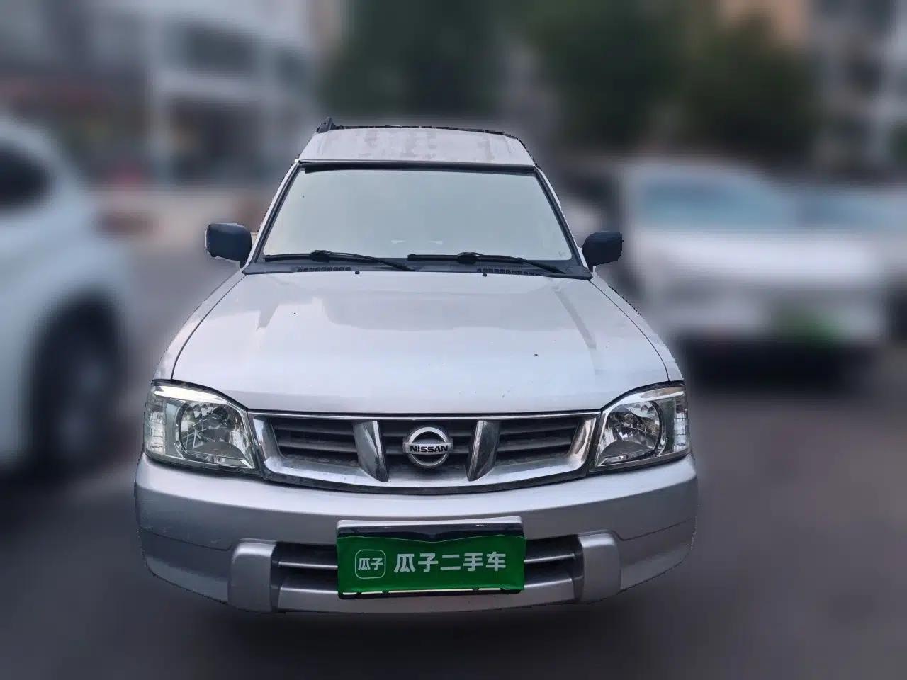Nissan ZN Van 2013 2.4L Two-Wheel Drive Standard Model with 5 Seats — миниатюра 2