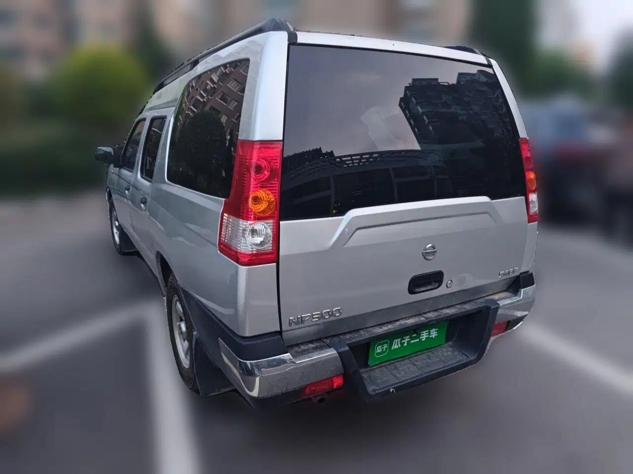 Nissan ZN Van 2013 2.4L Two-Wheel Drive Standard Model with 5 Seats — миниатюра 4