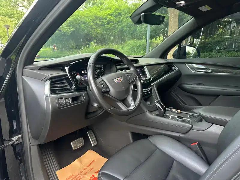 Cadillac XT6 2020 28T Six-Seat Luxury Sport Ultimate Safety Edition — миниатюра 12