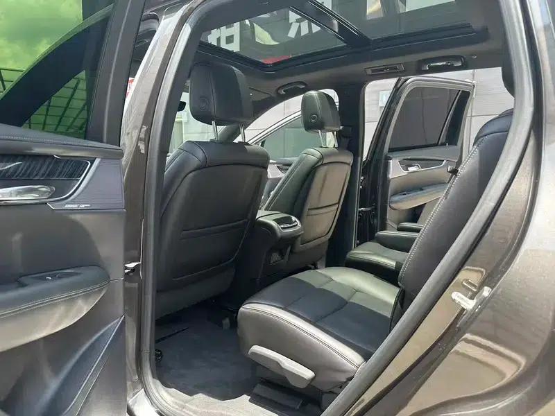 Cadillac XT6 2022 2.0T Six-Seat AWD Luxury — миниатюра 17