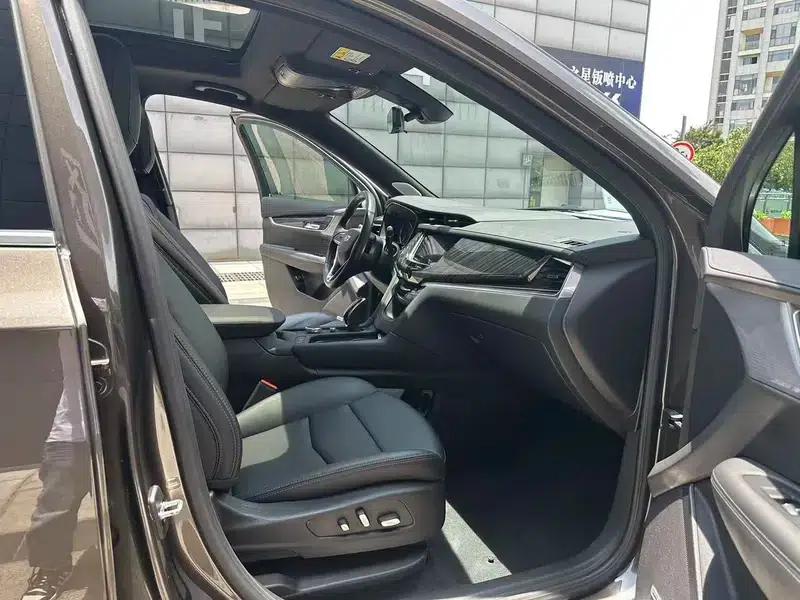 Cadillac XT6 2022 2.0T Six-Seat AWD Luxury — миниатюра 9