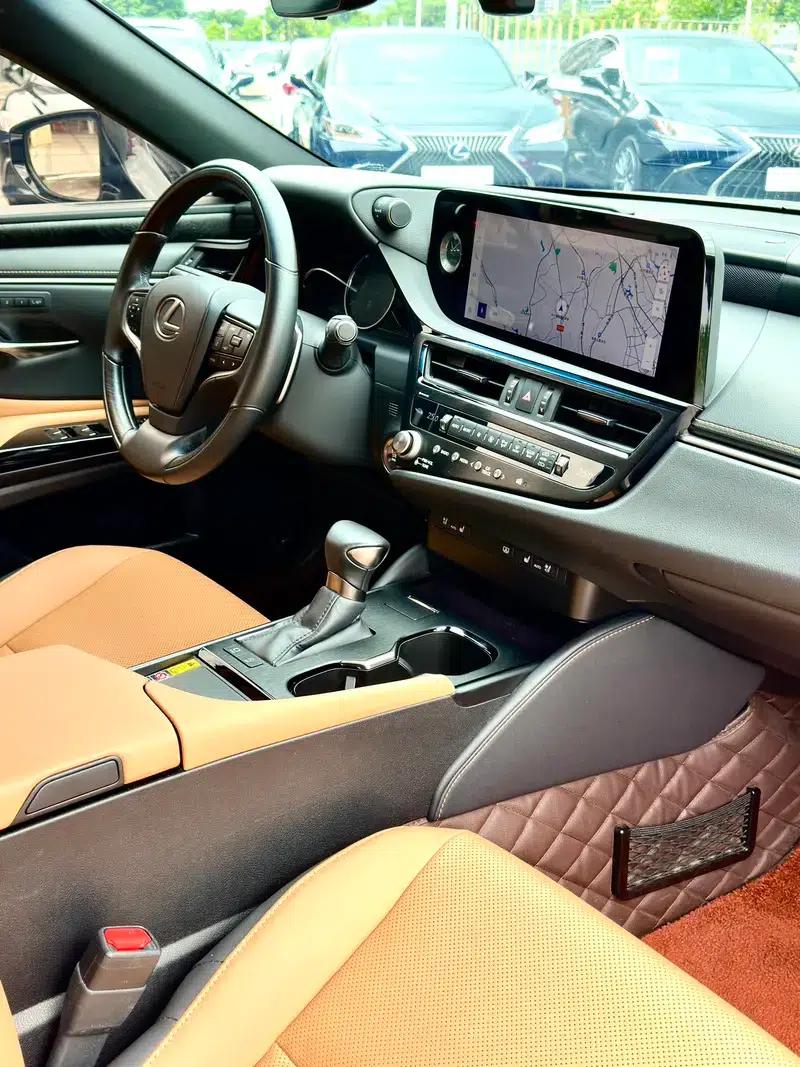 Lexus ES 2024 200 Premium Edition — миниатюра 5
