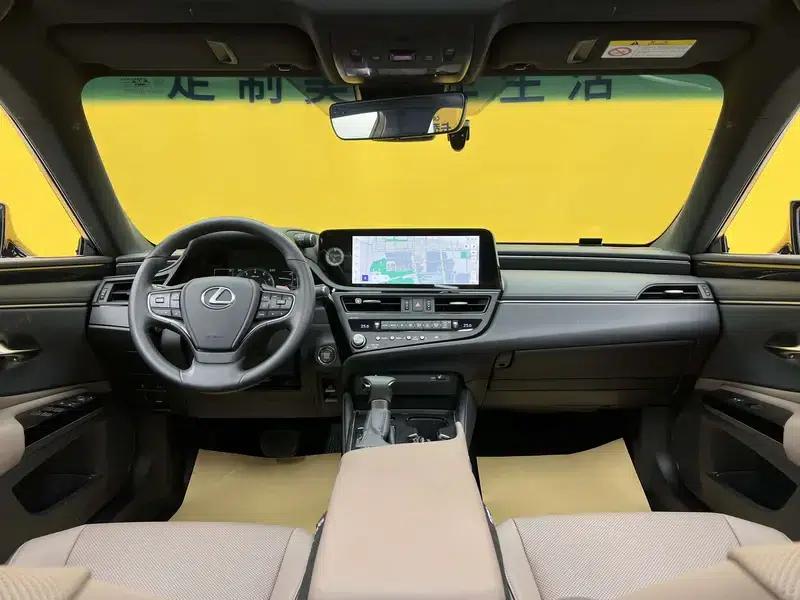 Lexus ES 2023 260 Premium Edition — миниатюра 23