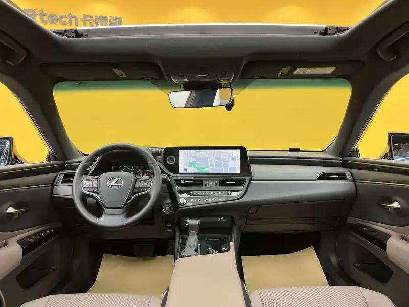 Lexus ES 2023 260 Premium Edition — миниатюра 27