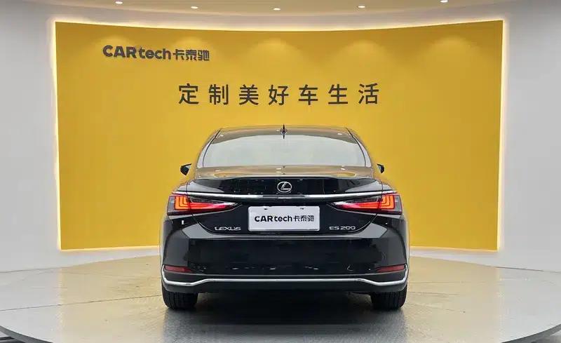 Lexus ES 2023 260 Premium Edition — миниатюра 6