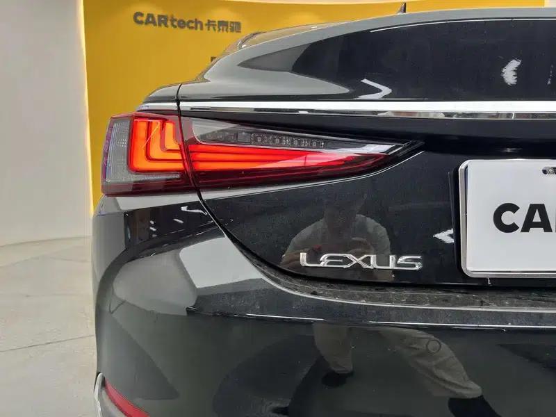 Lexus ES 2023 260 Premium Edition — миниатюра 8