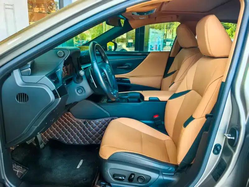 Lexus ES 2022 300h Premium Edition — миниатюра 14