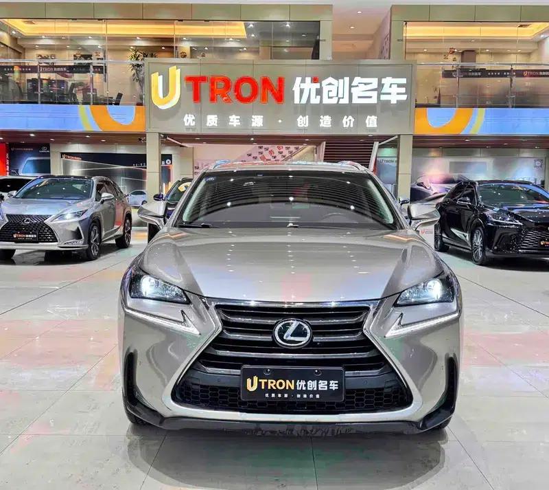 Lexus NX 2015 200t AWD Sport Edition — миниатюра 2
