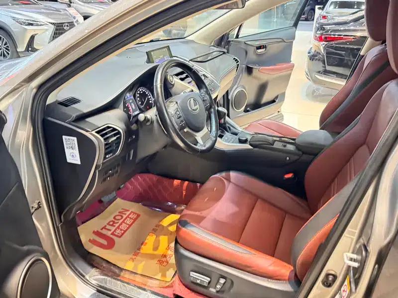 Lexus NX 2015 200t AWD Sport Edition — миниатюра 22