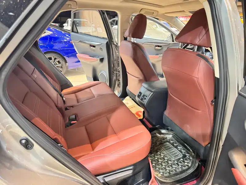 Lexus NX 2015 200t AWD Sport Edition — миниатюра 25