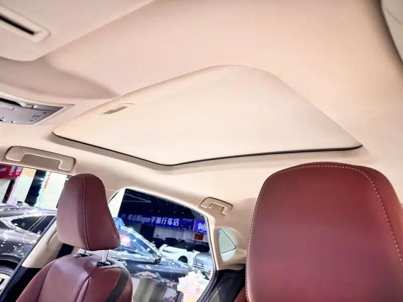 Lexus NX 2015 200t AWD Sport Edition — миниатюра 29