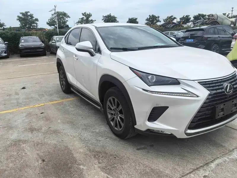 Lexus NX 2020 200 FWD Sport Edition (China VI Emission Standard) — миниатюра 3