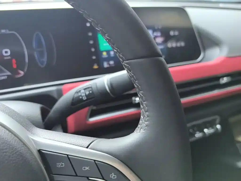 ORA Good Cat GT 2023 Magnolia Edition, 401km/h Luxury Model — миниатюра 14