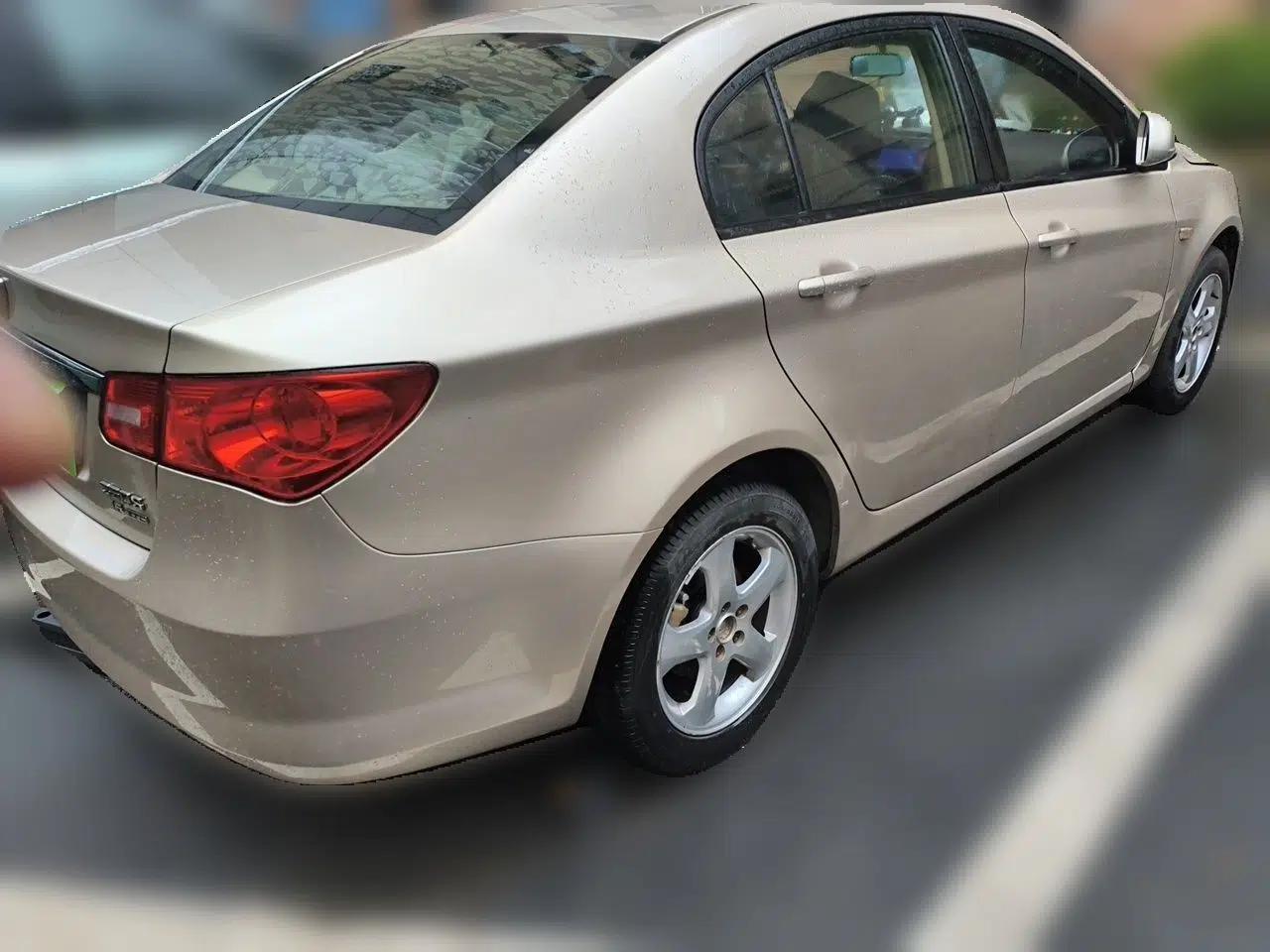 Roewe 350 2011 350S 1.5L Automatic Xunyue Edition — миниатюра 6