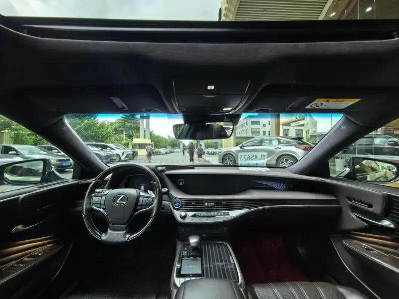 Lexus LS 2020 500h Luxury Edition (China VI Emission Standard) — миниатюра 16