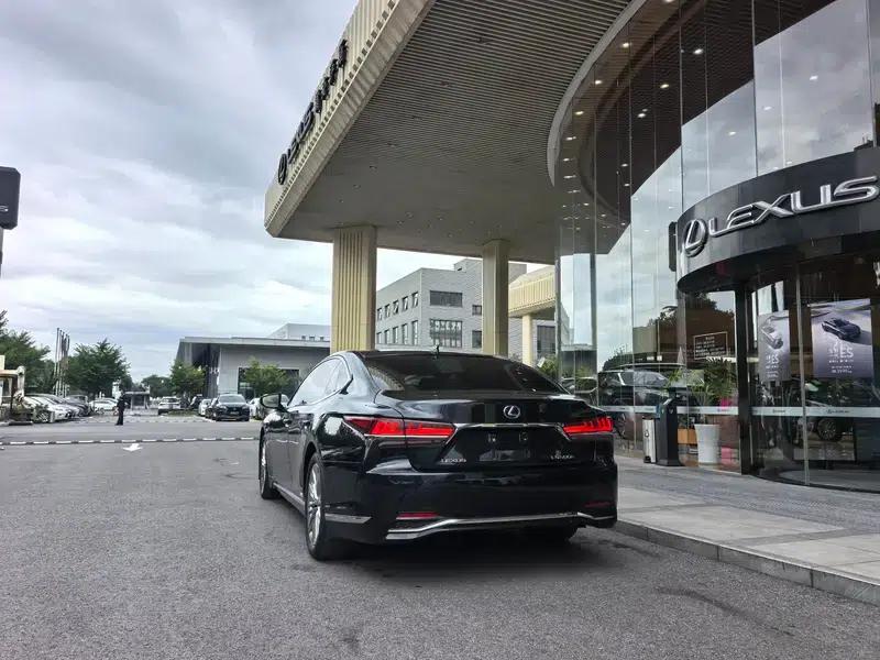 Lexus LS 2020 500h Luxury Edition (China VI Emission Standard) — миниатюра 5
