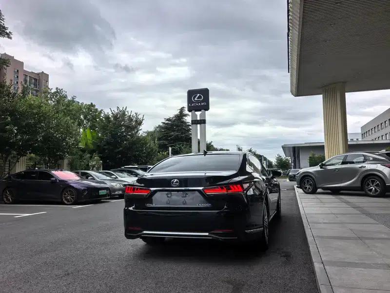 Lexus LS 2020 500h Luxury Edition (China VI Emission Standard) — миниатюра 7