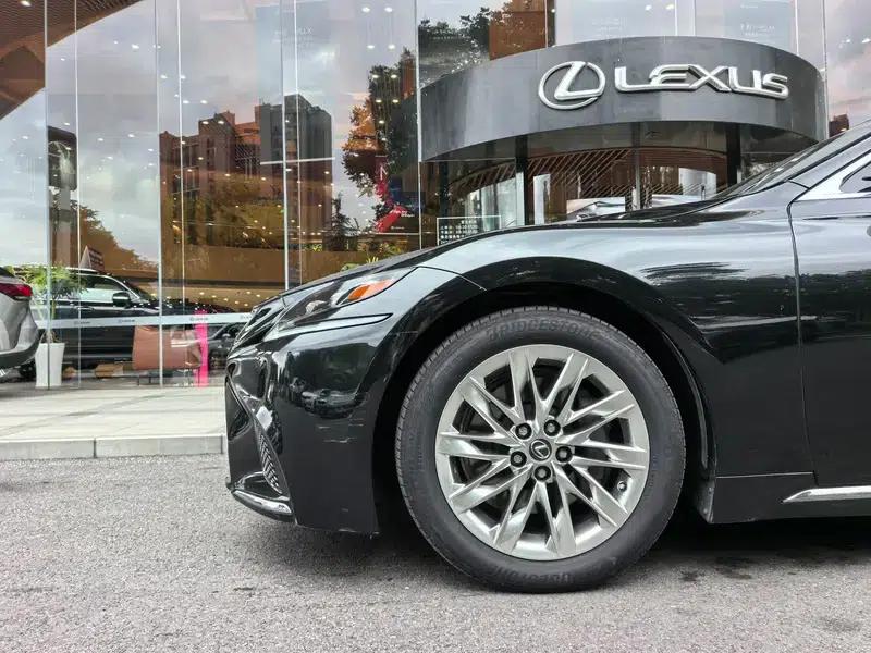 Lexus LS 2020 500h Luxury Edition (China VI Emission Standard) — миниатюра 8