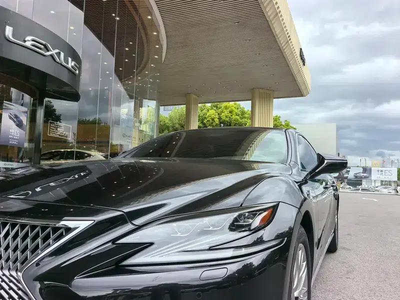 Lexus LS 2020 500h Luxury Edition (China VI Emission Standard) — миниатюра 9