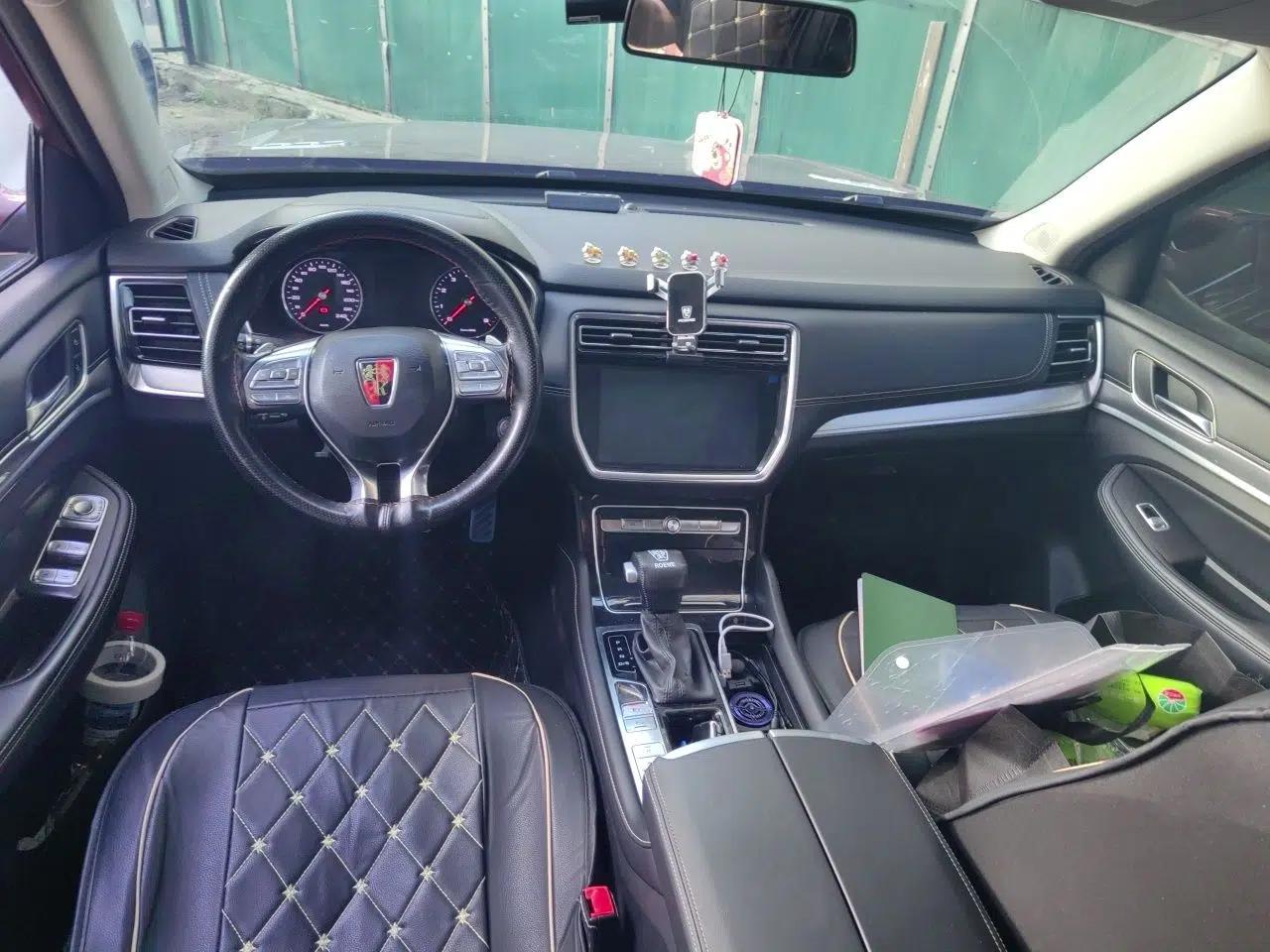 Roewe RX8 2018 30T Two-Wheel Drive Flagship Edition — миниатюра 9
