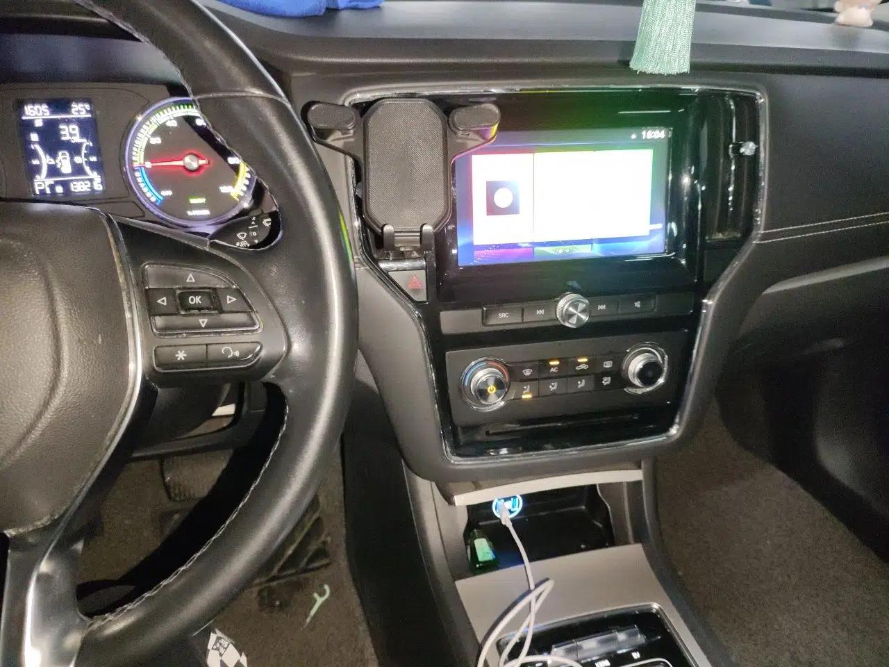 Roewe i6 New Energy 2019 PLUS 50T 4G Connected Glory Luxury Edition — миниатюра 13