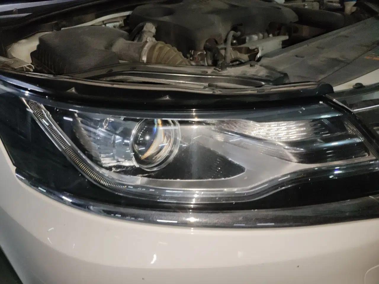Roewe i6 New Energy 2019 PLUS 50T 4G Connected Glory Luxury Edition — миниатюра 7