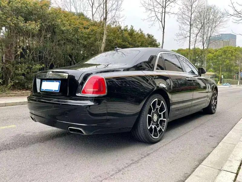 2010 Ghost 6.6T Standard Edition — миниатюра 5