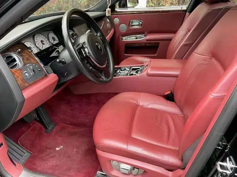 2010 Ghost 6.6T Standard Edition — миниатюра 7