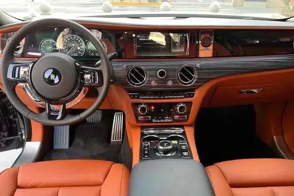 2021 Ghost 6.7T Standard Wheelbase — миниатюра 7