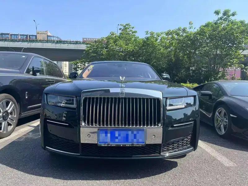 2021 Ghost 6.7T Standard Wheelbase — миниатюра 2