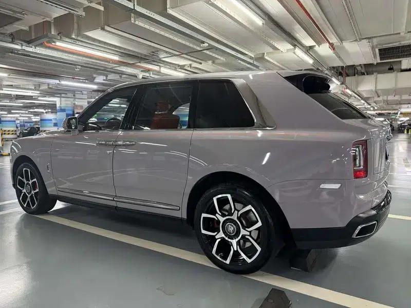 2018 Cullinan, four-seater version — миниатюра 3