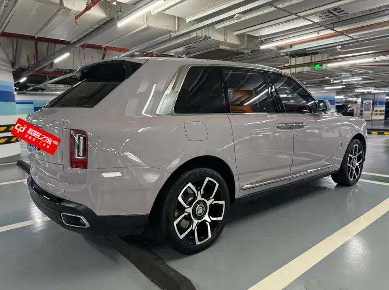 2018 Cullinan, four-seater version — миниатюра 5