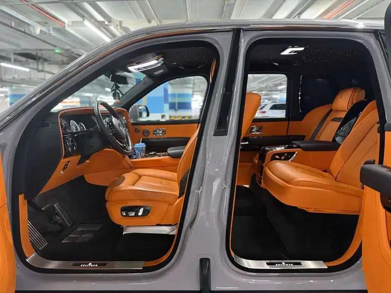 2018 Cullinan, four-seater version — миниатюра 10
