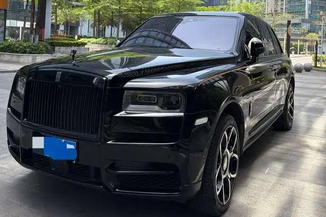 2018 Cullinan, four-seater version — миниатюра 1