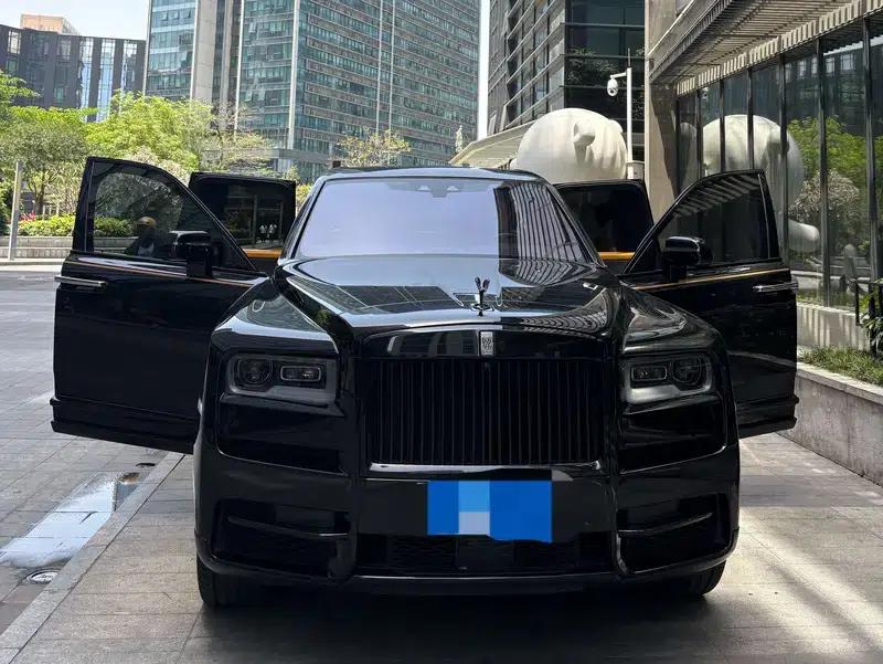 2018 Cullinan, four-seater version — миниатюра 2