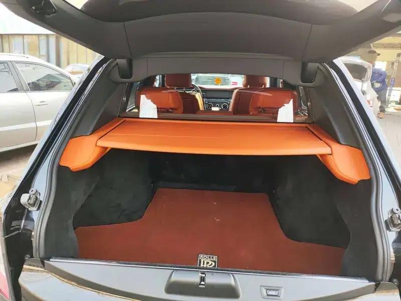 2018 Cullinan, four-seater version — миниатюра 12