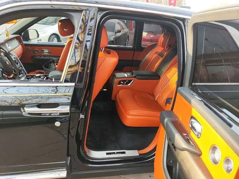 2018 Cullinan, four-seater version — миниатюра 14