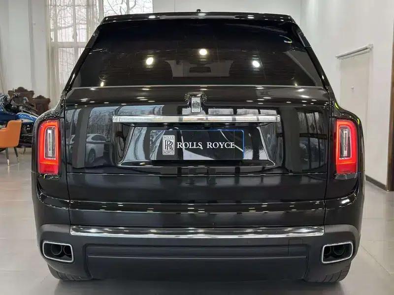 2018 Cullinan, four-seater version — миниатюра 4