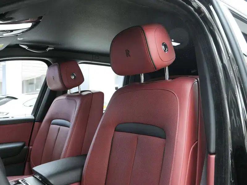 2018 Cullinan, four-seater version — миниатюра 8