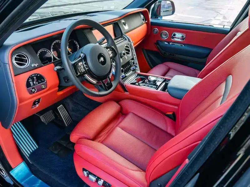 2018 Cullinan, four-seater version — миниатюра 7