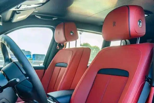 2018 Cullinan, four-seater version — миниатюра 9