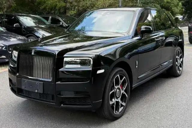2018 Cullinan, four-seater version — миниатюра 1