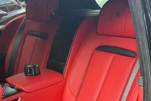 2018 Cullinan, four-seater version — миниатюра 14