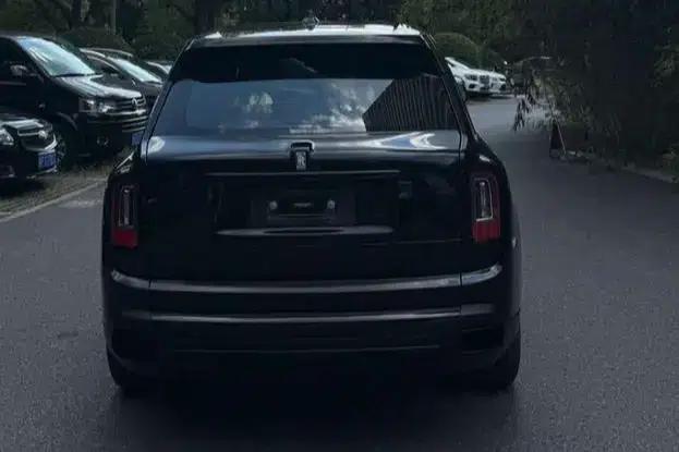 2018 Cullinan, four-seater version — миниатюра 4