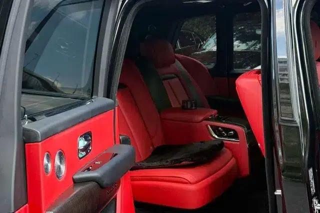 2018 Cullinan, four-seater version — миниатюра 8