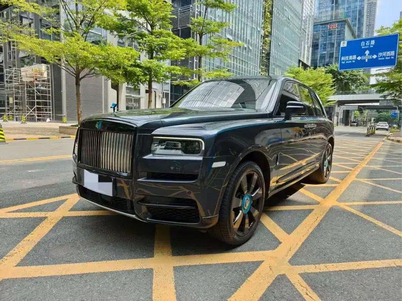 2018 Cullinan, four-seater version — миниатюра 1